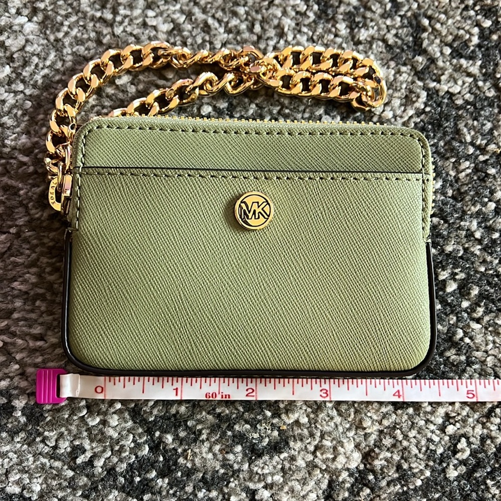 Michael Kors - Picture 4 of 5